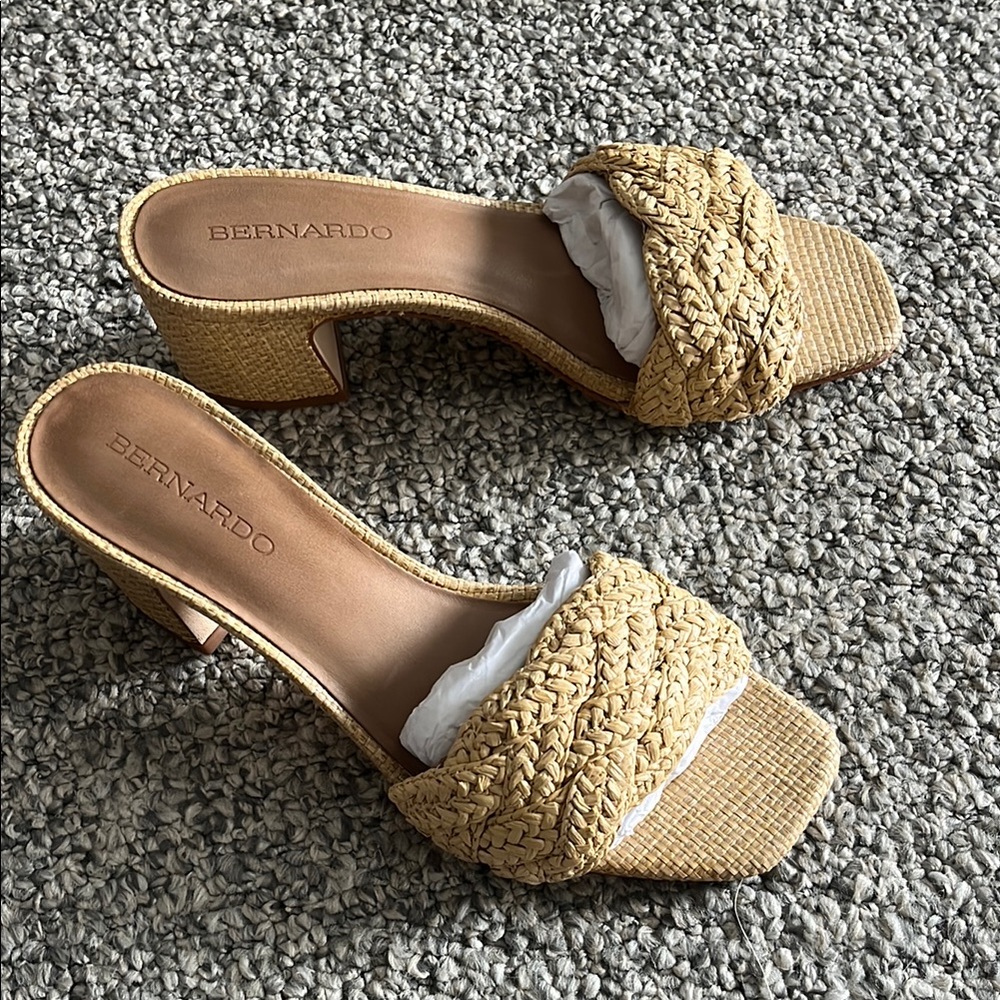 Bernardo Tan Heeled Sandals with Woven Strap Bali raffia
